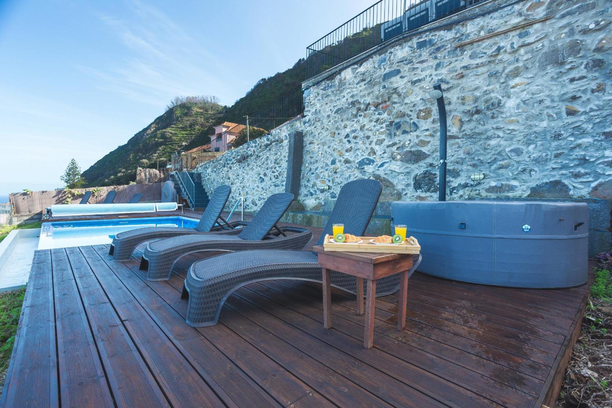 Casa Das Escaleiras By Atlantic Holiday Porto Moniz Exterior photo